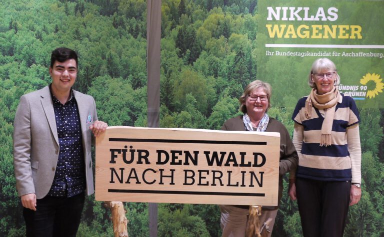 Informationsstand auf dem Marktplatz Großostheim