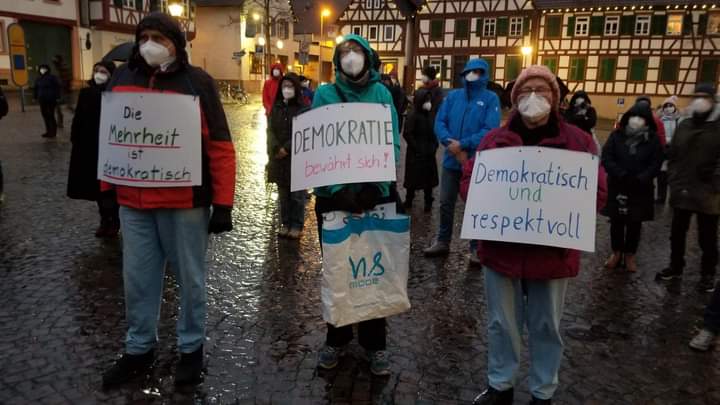 Versammlung auf dem Marktplatz Großostheim – „Gemeinsam durch die Pandemie – respektvoll und demokratisch“