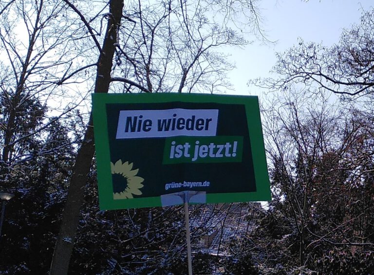 Demo und Kundgebung für Demokratie – Nie wieder ist jetzt ! – Es ist 5 vor 12 !